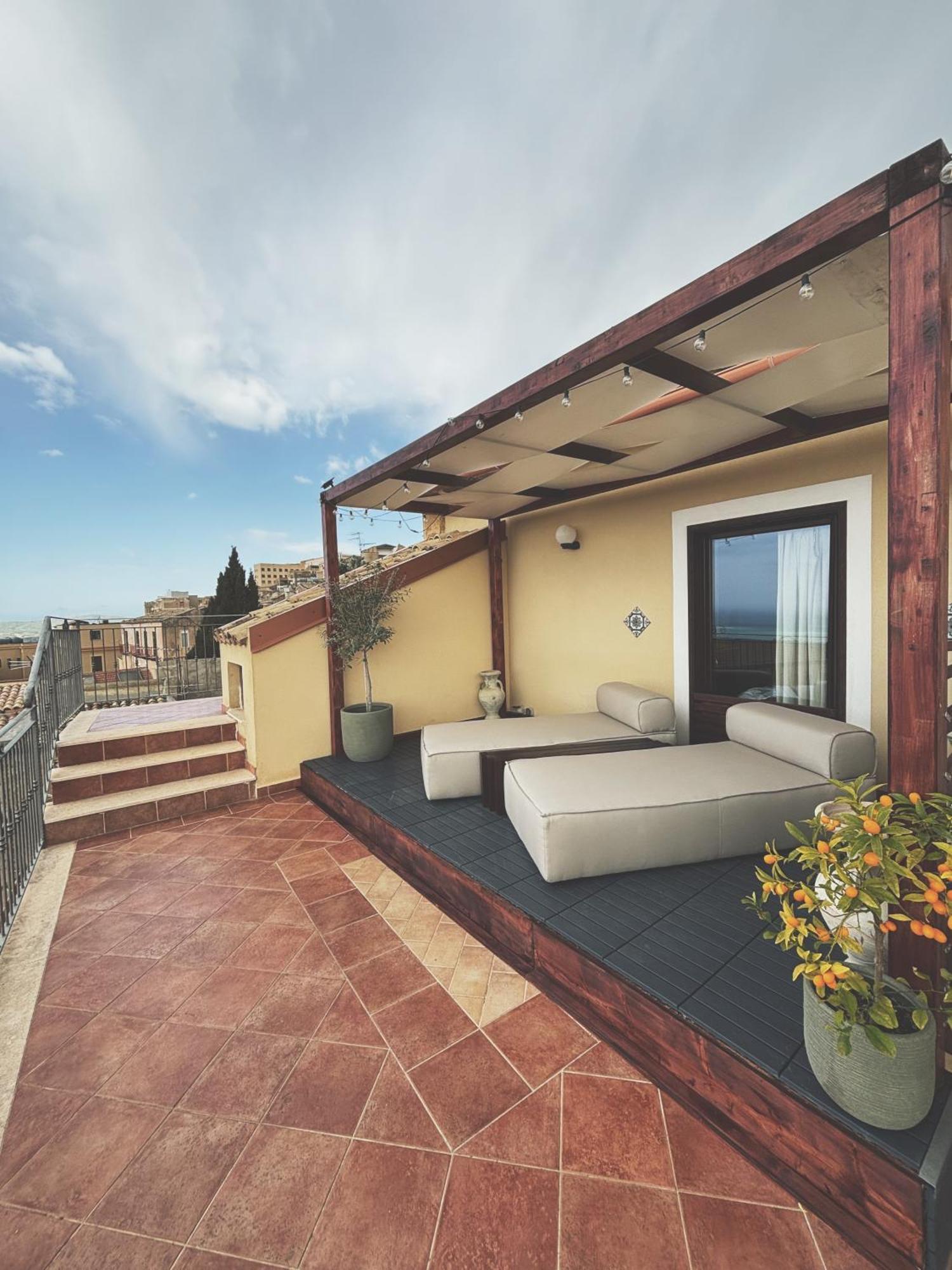 La Mennulara La Terrazza Del Centro Storico Hotell Agrigento Exteriör bild